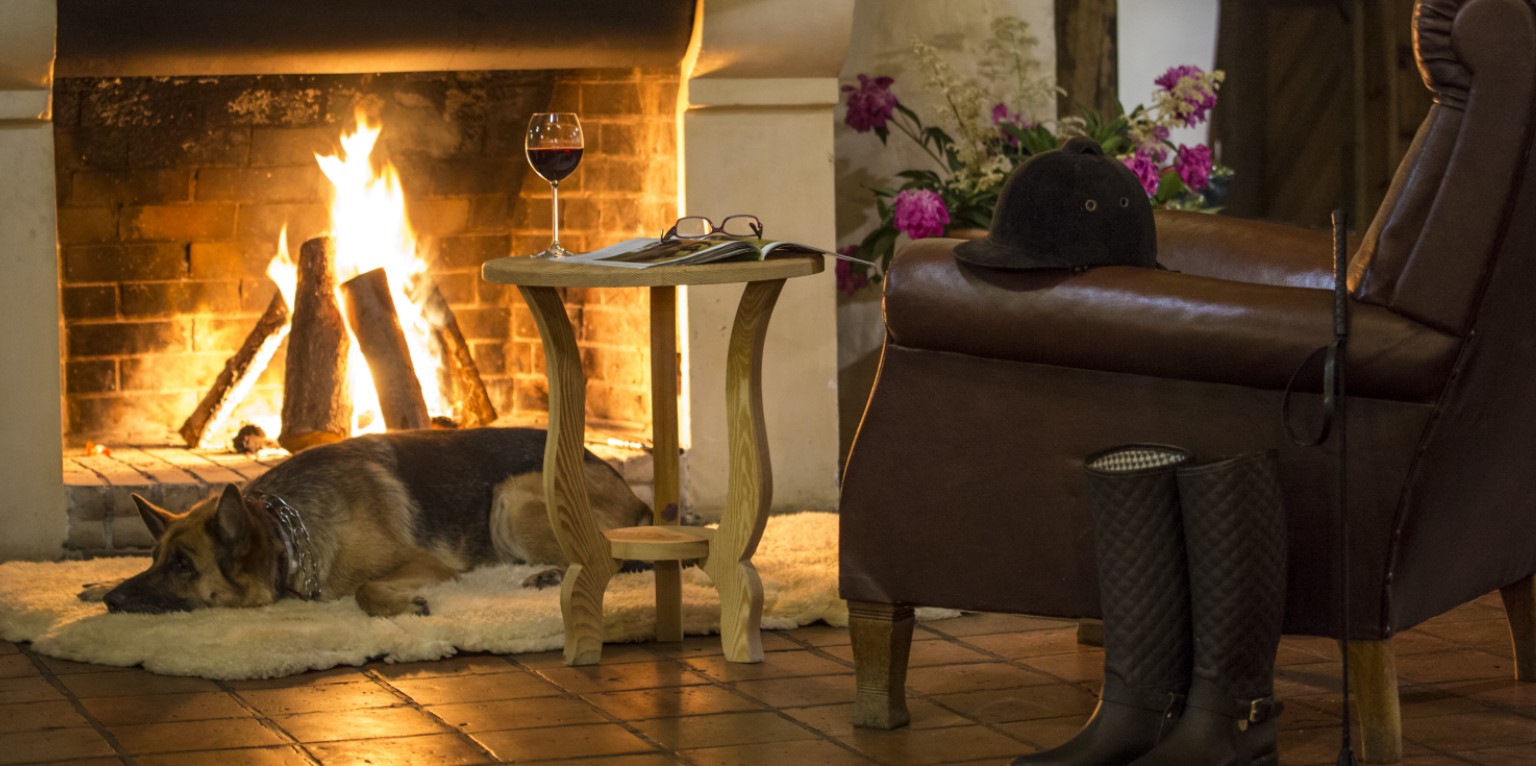 palác kaštieľ hotel reštaurácia ubytovanie apartmány izby v Poľsku Mazury